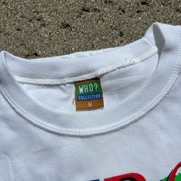 ✨ VINTAGE PHILIPPINES BORACAY SHIRT ✨ - Picture 4 of 5